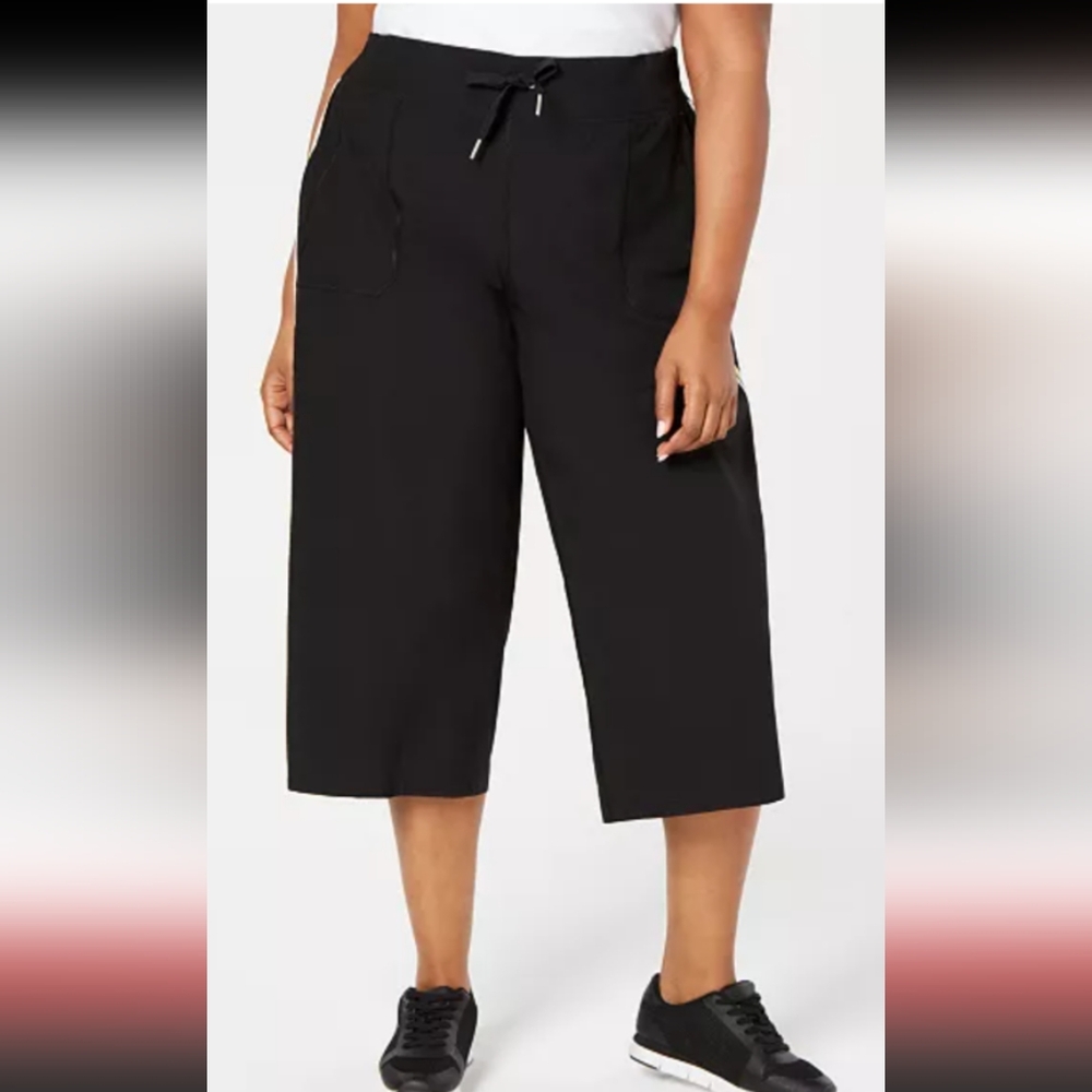 Calvin Klein Black Cropped Pants
